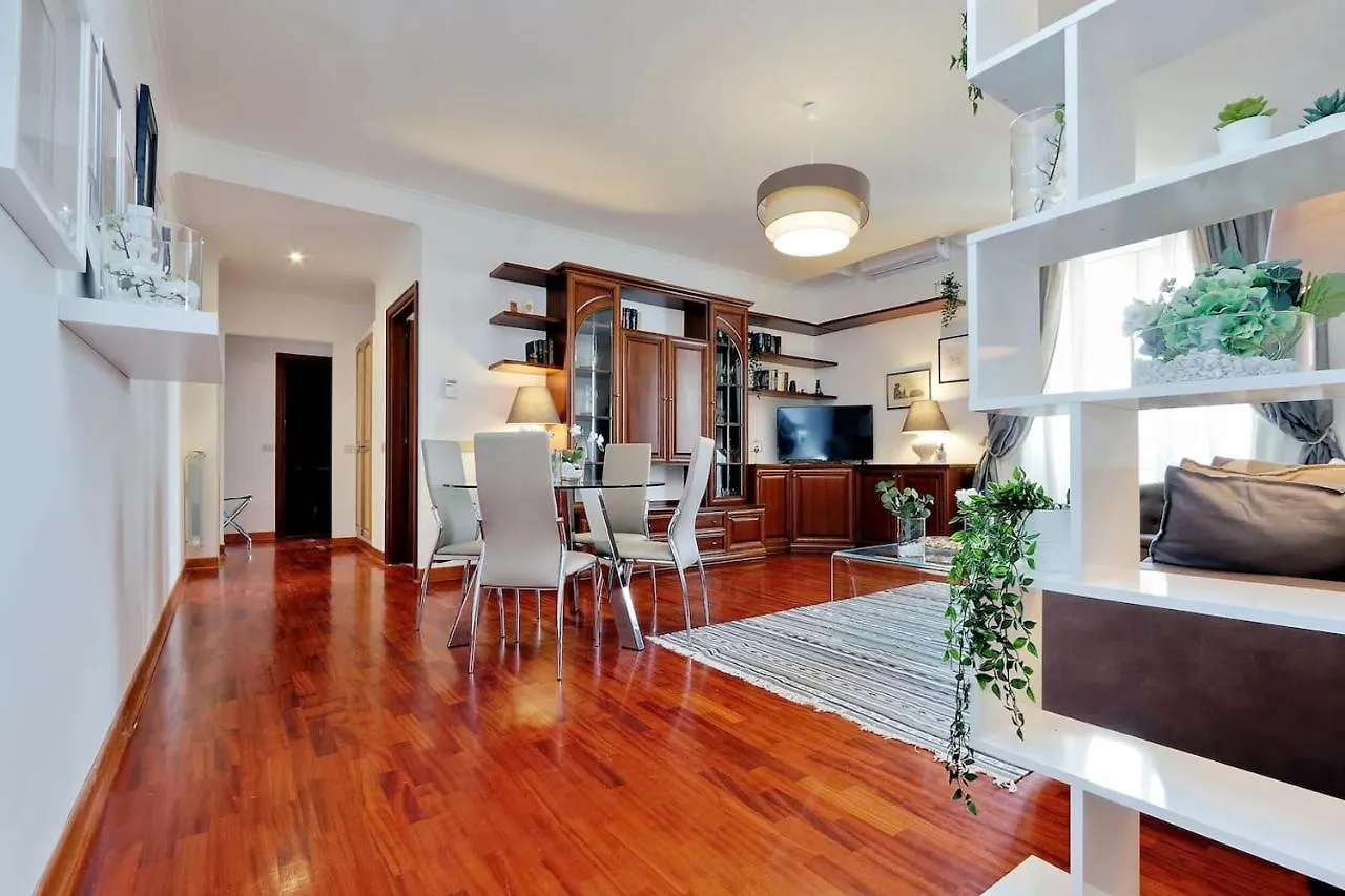 Colosseo Sunset Apartment Rome
