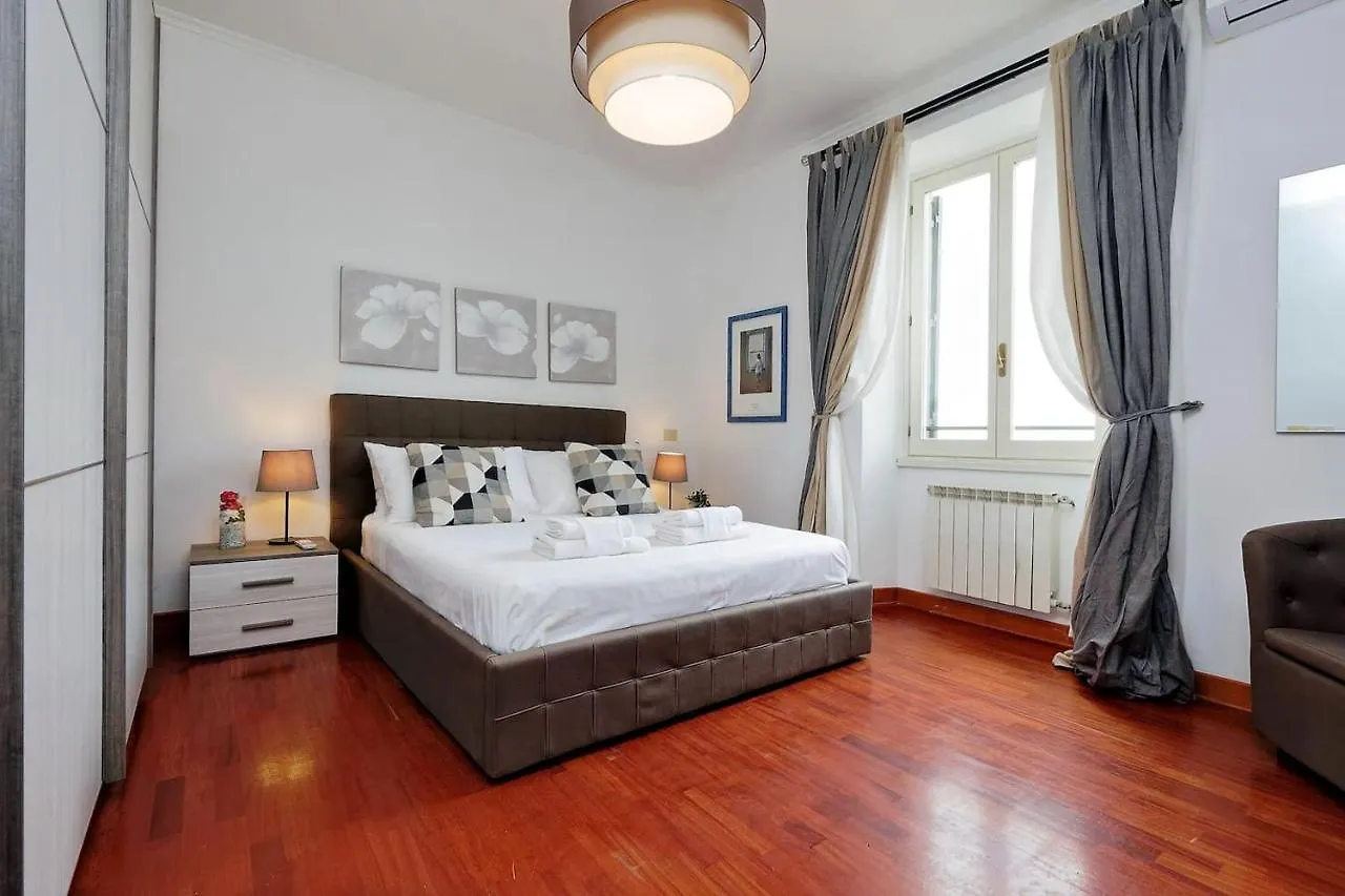Colosseo Sunset Apartment Rome Italië
