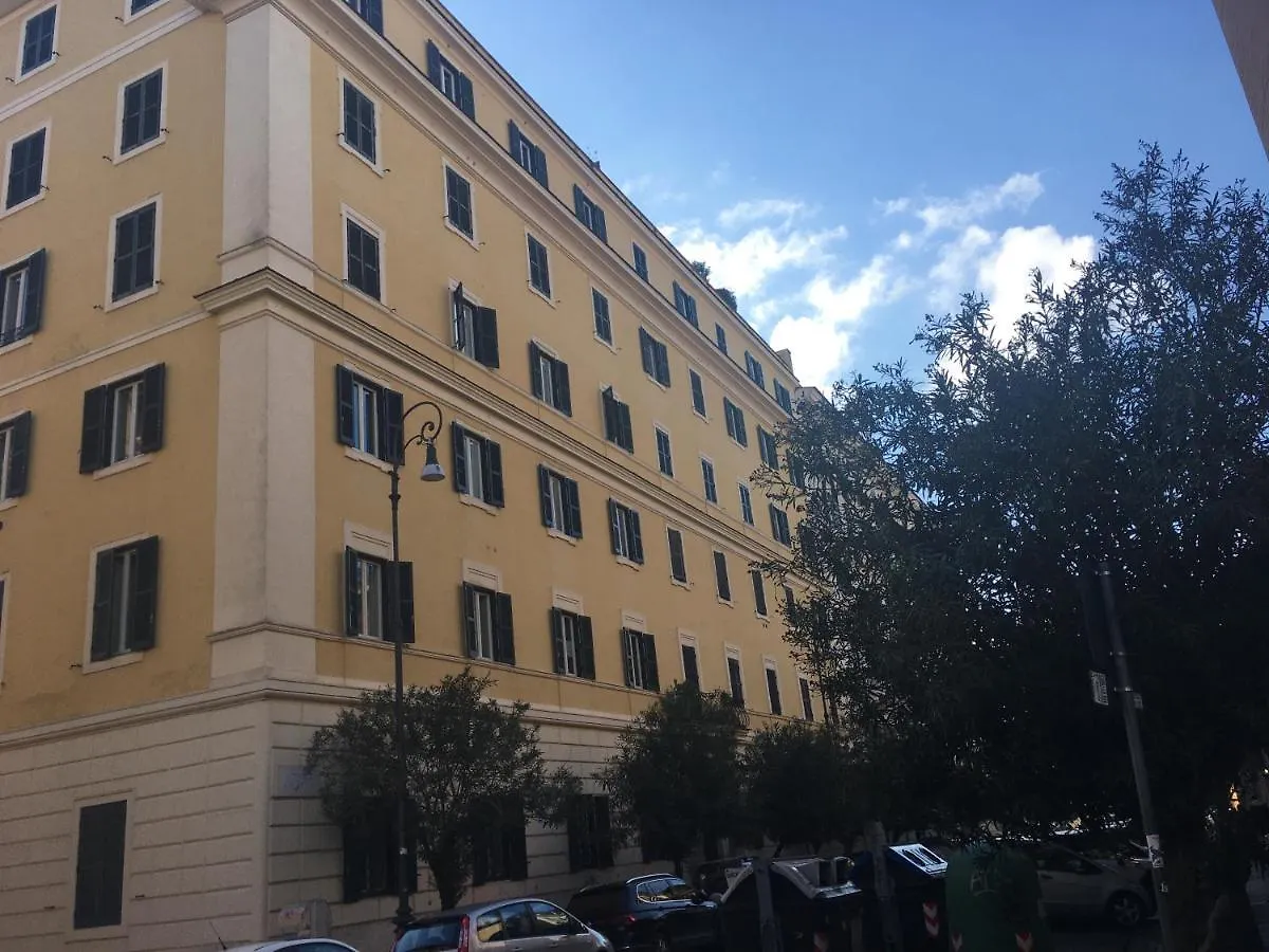 Colosseo Sunset Apartment Rome 0*,  Italy